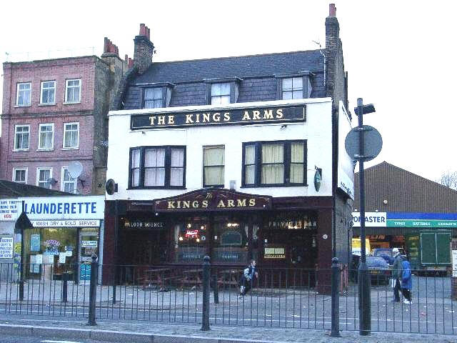 The Kings Arms, in recent years - Kindly provided by Philip Mernick @ http://www.mernick.co.uk/thhol/ 